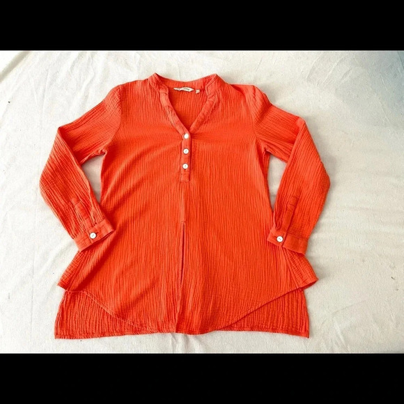 Soft surroundings half button orange top M - Picture 3 of 6